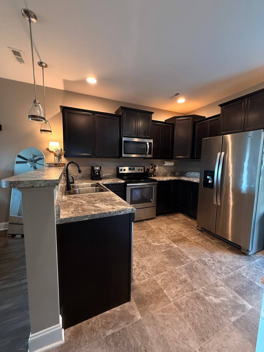 Townhouse for rent at 2410 Galesburg Way, Powell, TN 37849