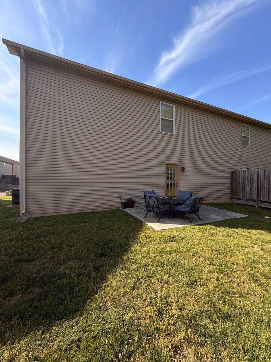 Townhouse for rent at 2410 Galesburg Way, Powell, TN 37849
