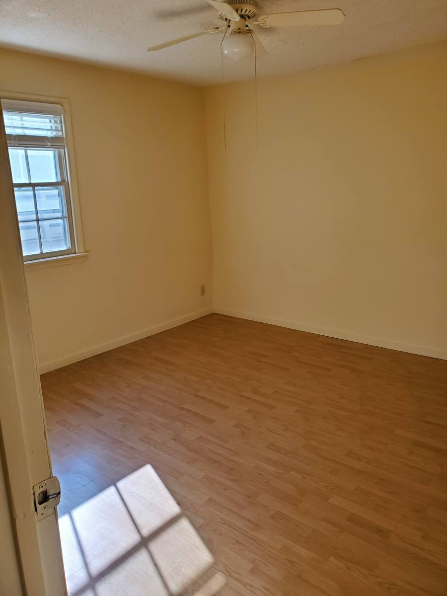 Apartment for rent at 1234 McDaniel St #4, Springfield, MO 65802