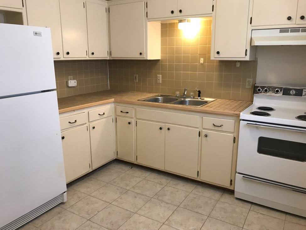 Apartment for rent at 1234 McDaniel St #4, Springfield, MO 65802