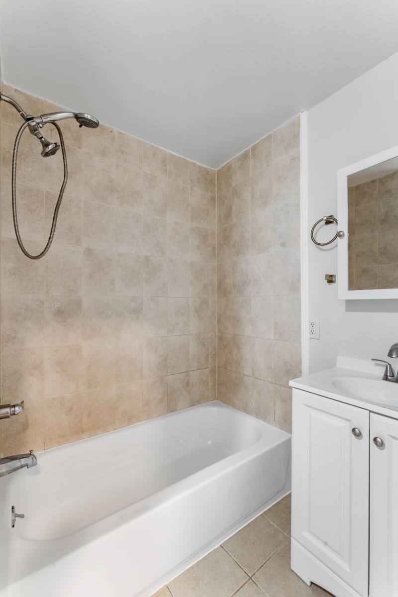 Apartment for rent at 337 Washington St #2, Perth Amboy, NJ 08861