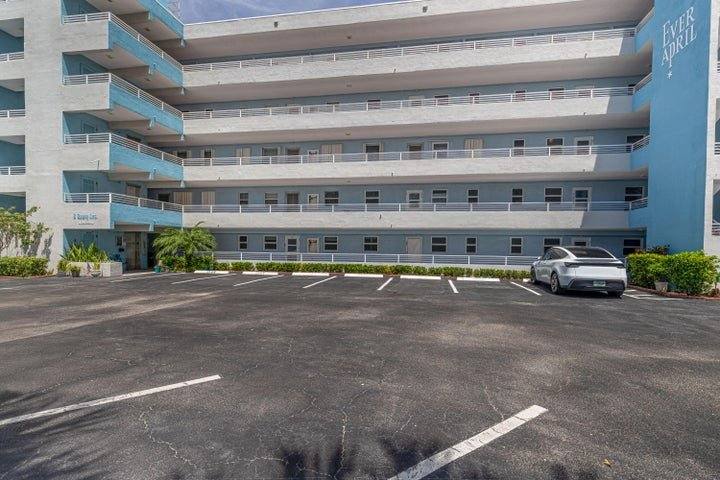 Apartment for rent at 8 Briny Ave #206, Pompano Beach, FL 33062