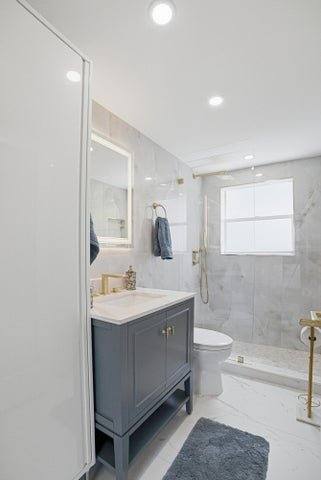 Apartment for rent at 8 Briny Ave #206, Pompano Beach, FL 33062
