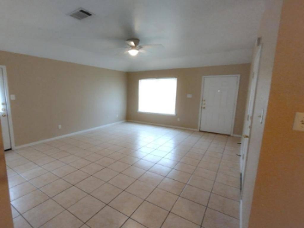 Apartment for rent at 1619 Pima Trail #B, Harker Heights, TX 76548