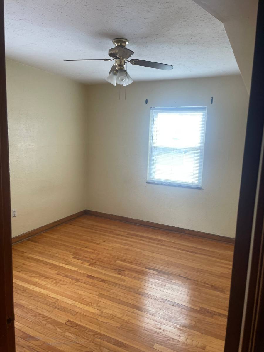 Apartment for rent at 2005 Washington Ave #1, Huntington, WV 25704