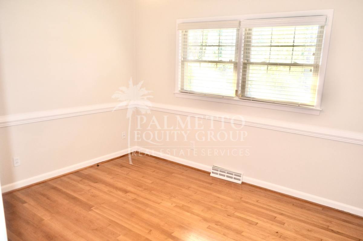 House for rent at 102 Forestdale Dr, Greensboro, NC 27403