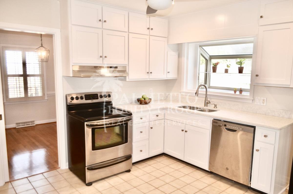 House for rent at 102 Forestdale Dr, Greensboro, NC 27403