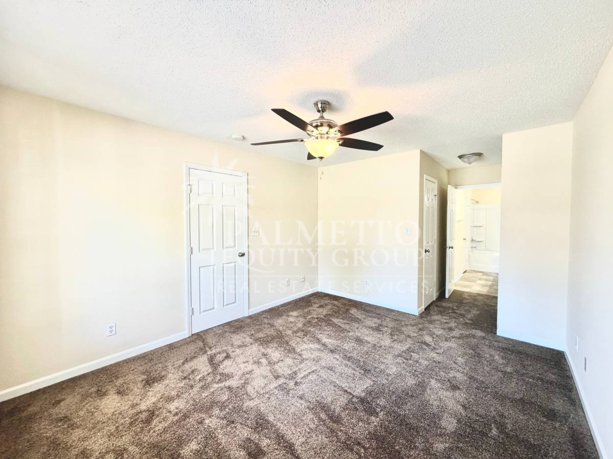 Townhouse for rent at 263 Malamute Lane, Greensboro, NC 27407