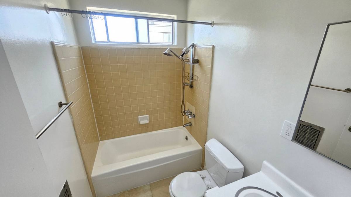 Apartment for rent at 323 N Rampart Blvd #7, Los Angeles, CA 90026
