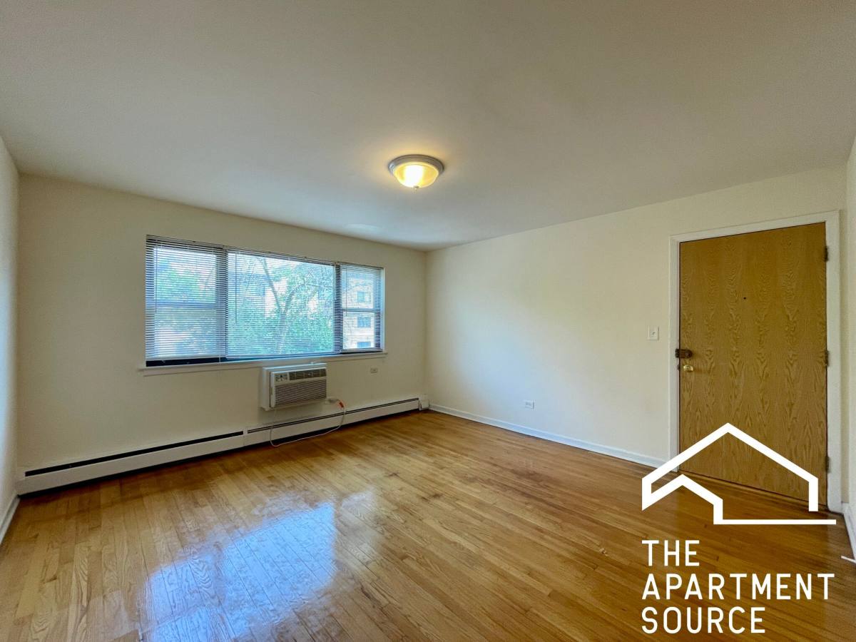 Apartment for rent at 6002 N Kenmore #201, Chicago, IL 60660
