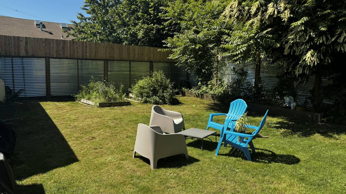 House for rent at 6110 SE Gladstone St, Portland, OR 97206