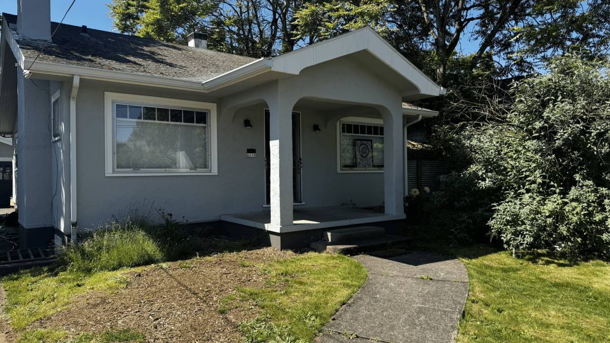 House for rent at 6110 SE Gladstone St, Portland, OR 97206
