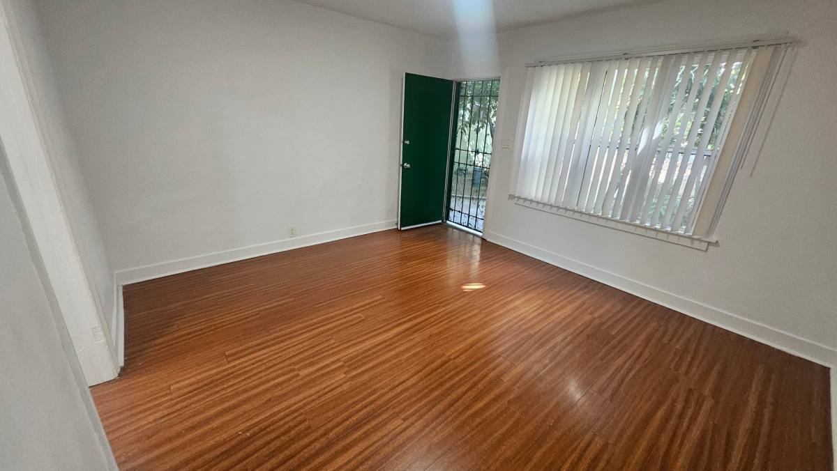 Apartment for rent at 213 N Reno St #213 3-4, Los Angeles, CA 90026