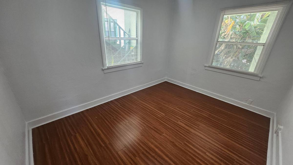 Apartment for rent at 213 N Reno St #213 3-4, Los Angeles, CA 90026