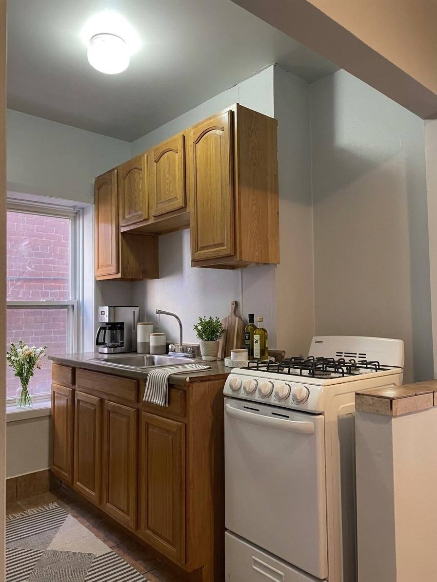 Apartment for rent at 22 Cadillac St #8, Pontiac, MI 48342