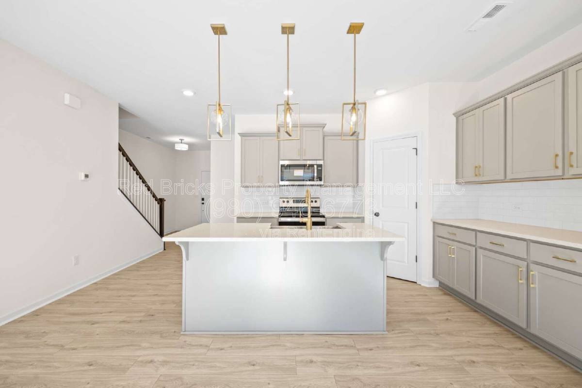Townhouse for rent at 11027 Pagebrook Lane, Charlotte, NC 28214