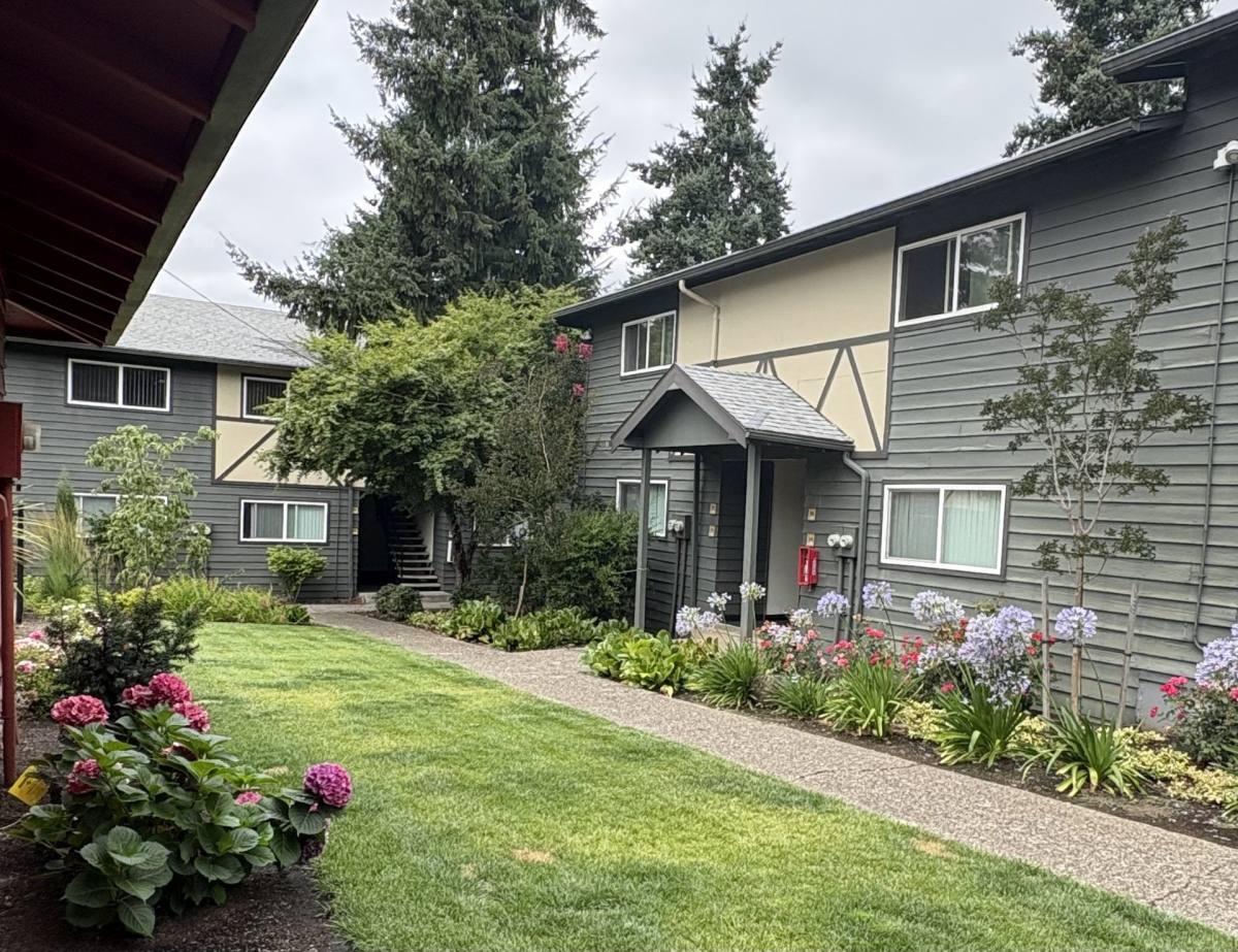 Apartment for rent at 17400 Webster Rd #27, Gladstone, OR 97027