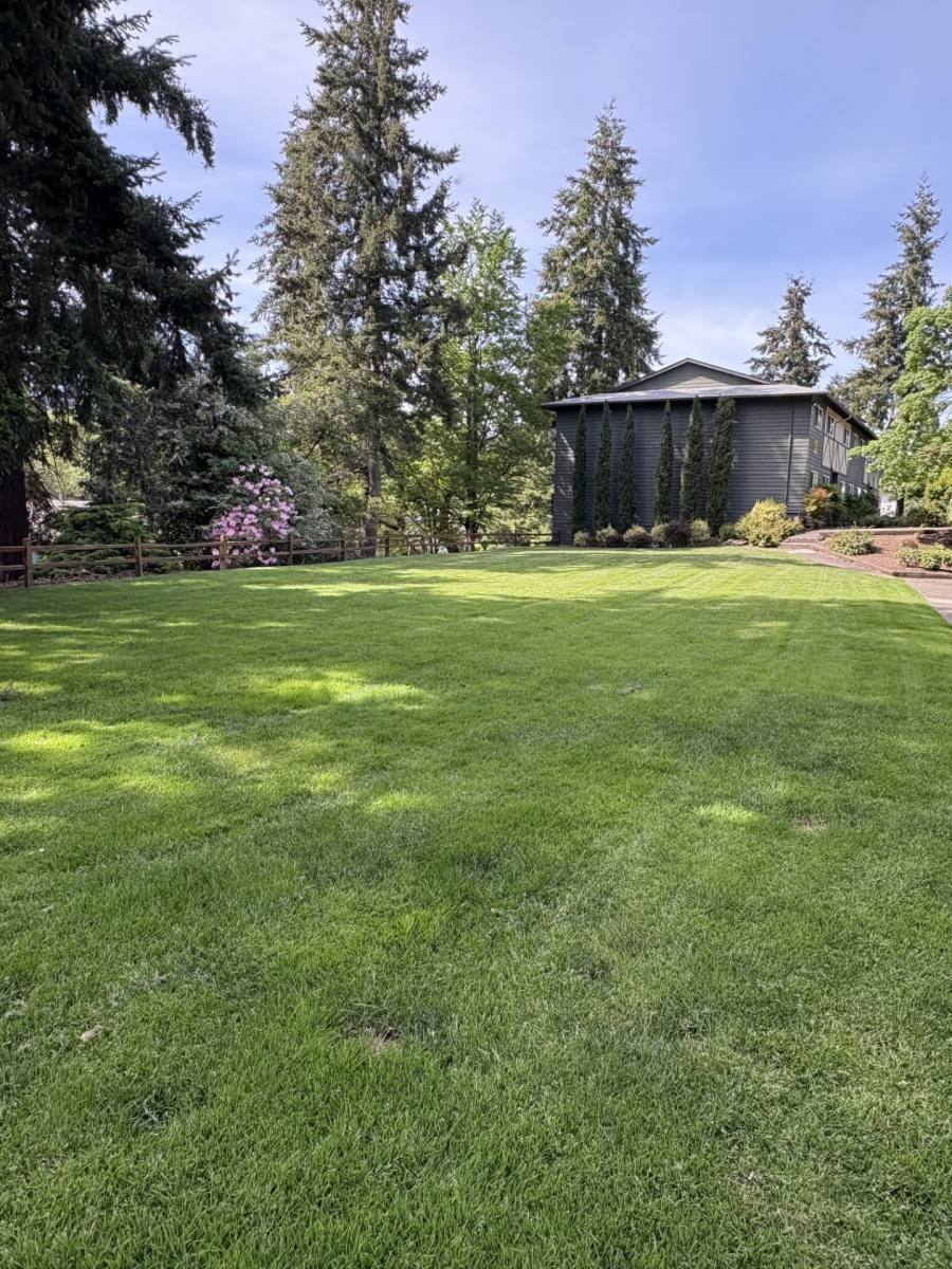 Apartment for rent at 17400 Webster Rd #27, Gladstone, OR 97027