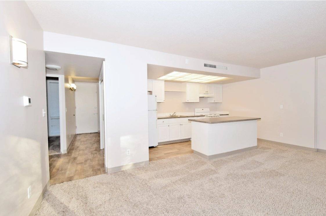 Apartment for rent at 667 McVey Ave #103, Lake Oswego, OR 97034