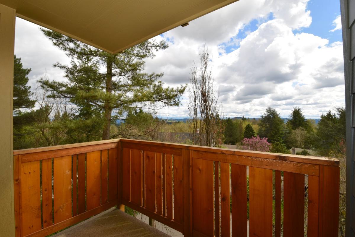 Apartment for rent at 12375 Mount Jefferson Terrace #1B, Lake Oswego, OR 97035
