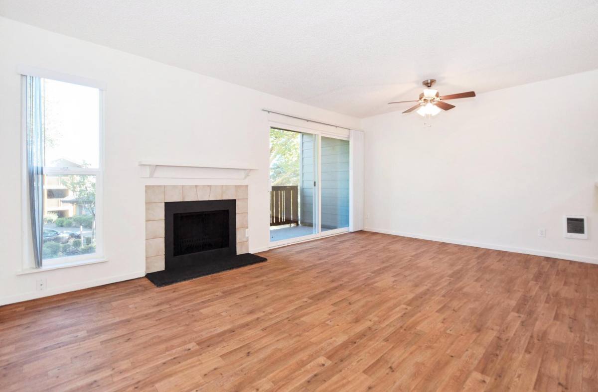 Apartment for rent at 12375 Mount Jefferson Terrace #1B, Lake Oswego, OR 97035