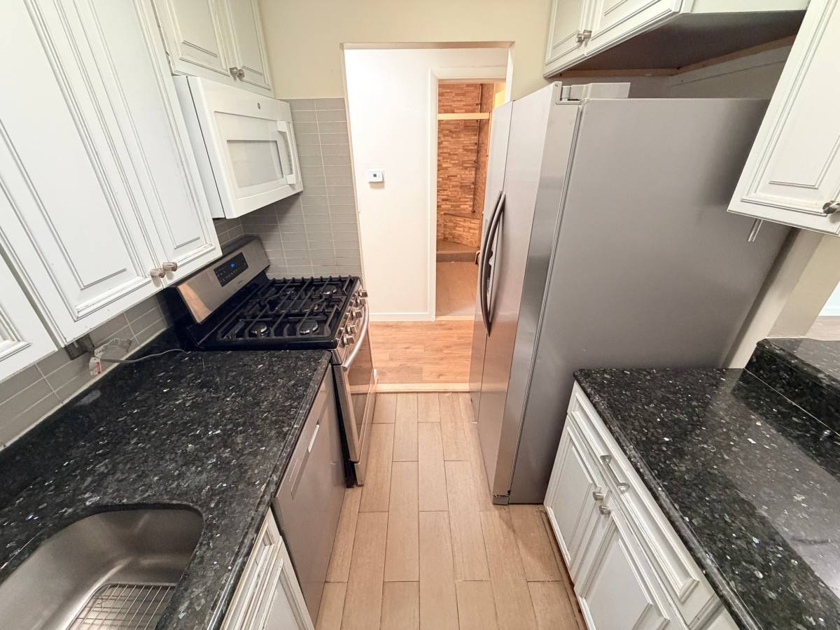Apartment for rent at 1029 Kelly St #2, Bronx, NY 10459