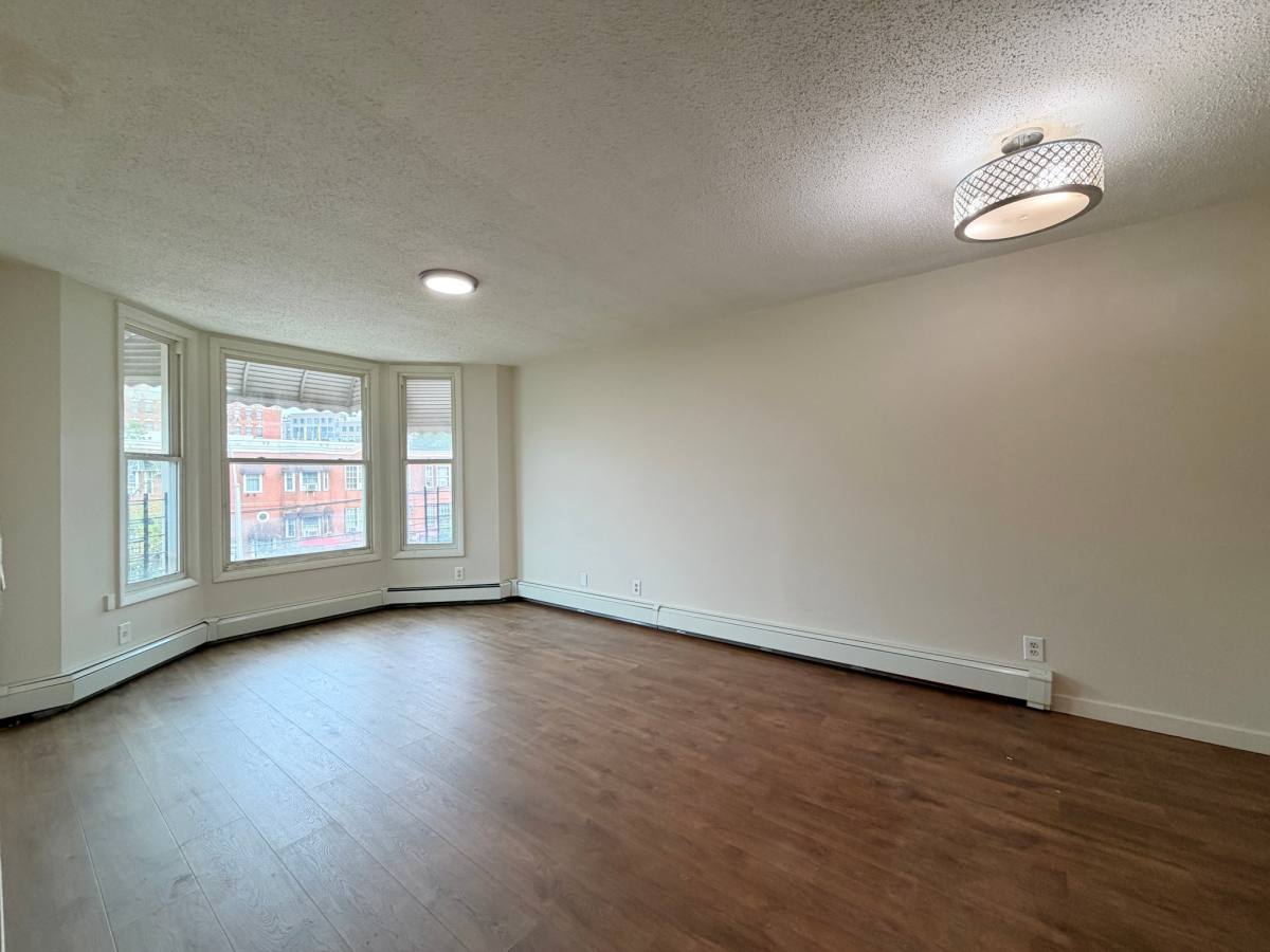 Apartment for rent at 1029 Kelly St #2, Bronx, NY 10459