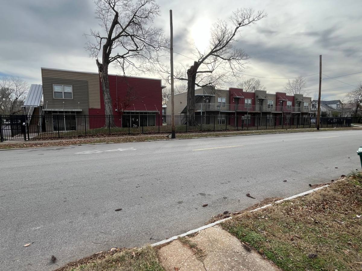 Apartment for rent at 1200 W Walnut St, Springfield, MO 65806
