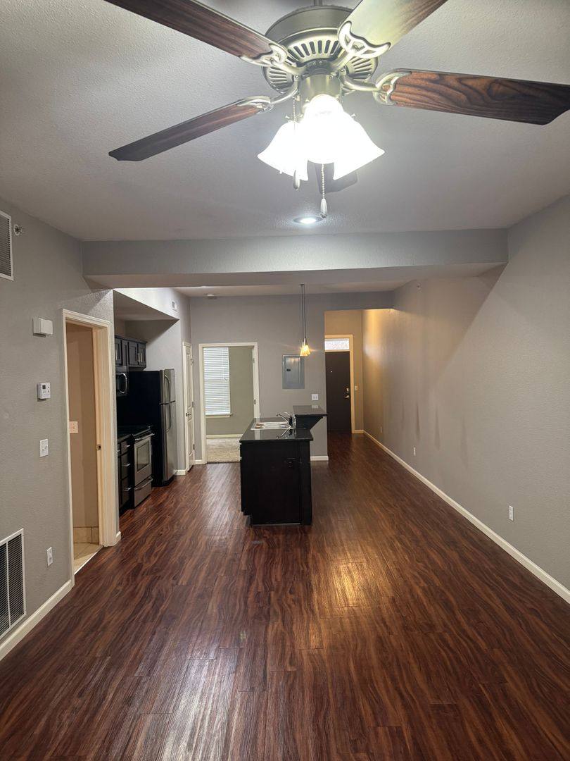 Apartment for rent at 1200 W Walnut St, Springfield, MO 65806