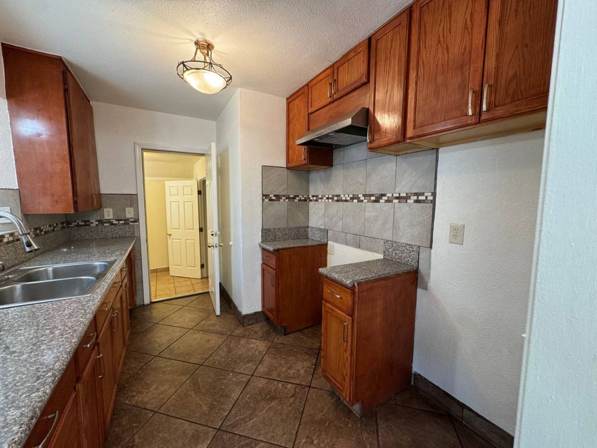 House for rent at 4789 E Hedges Ave, Fresno, CA 93703