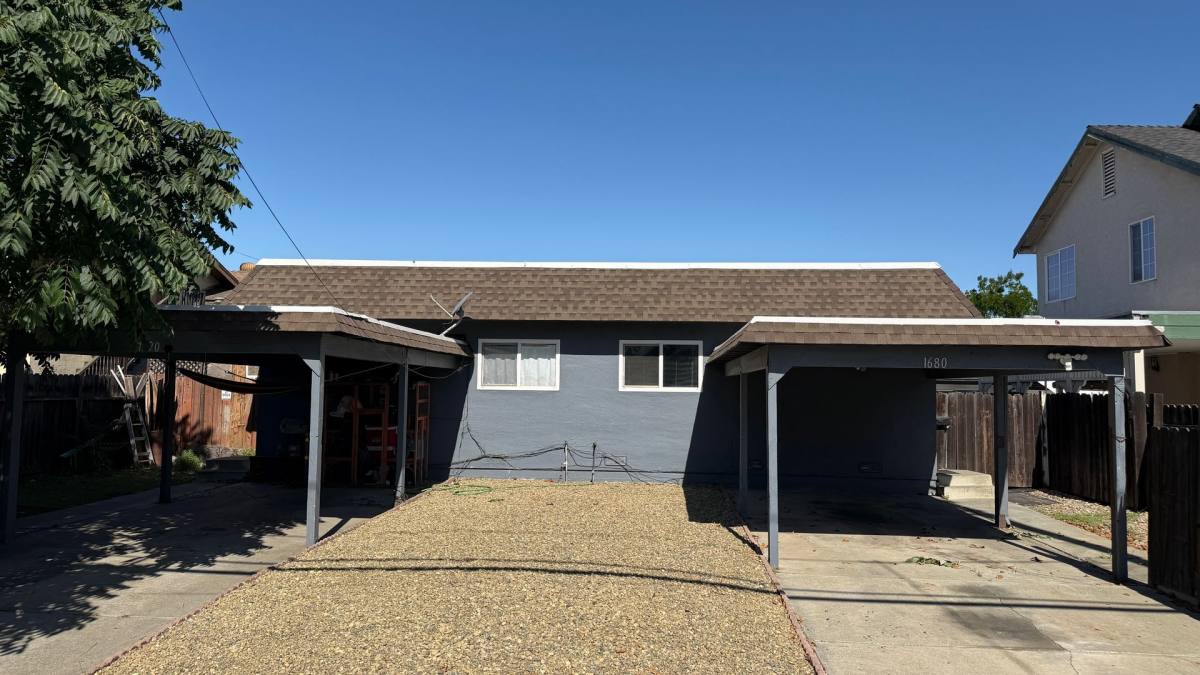 House for rent at 1680 Barrus Ave, Pittsburg, CA 94565