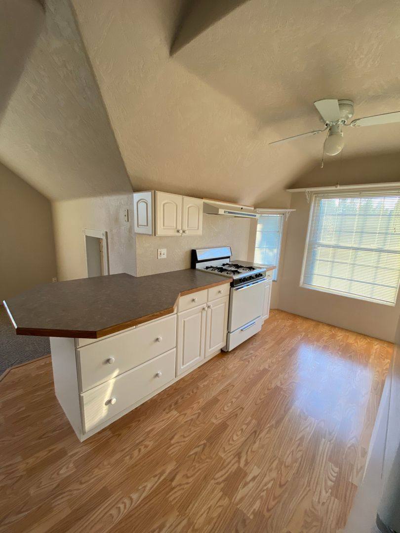 Apartment for rent at 236 E Madison, Cottage Grove, OR 97424