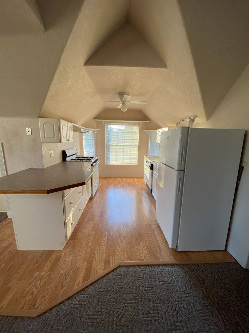 Apartment for rent at 236 E Madison, Cottage Grove, OR 97424
