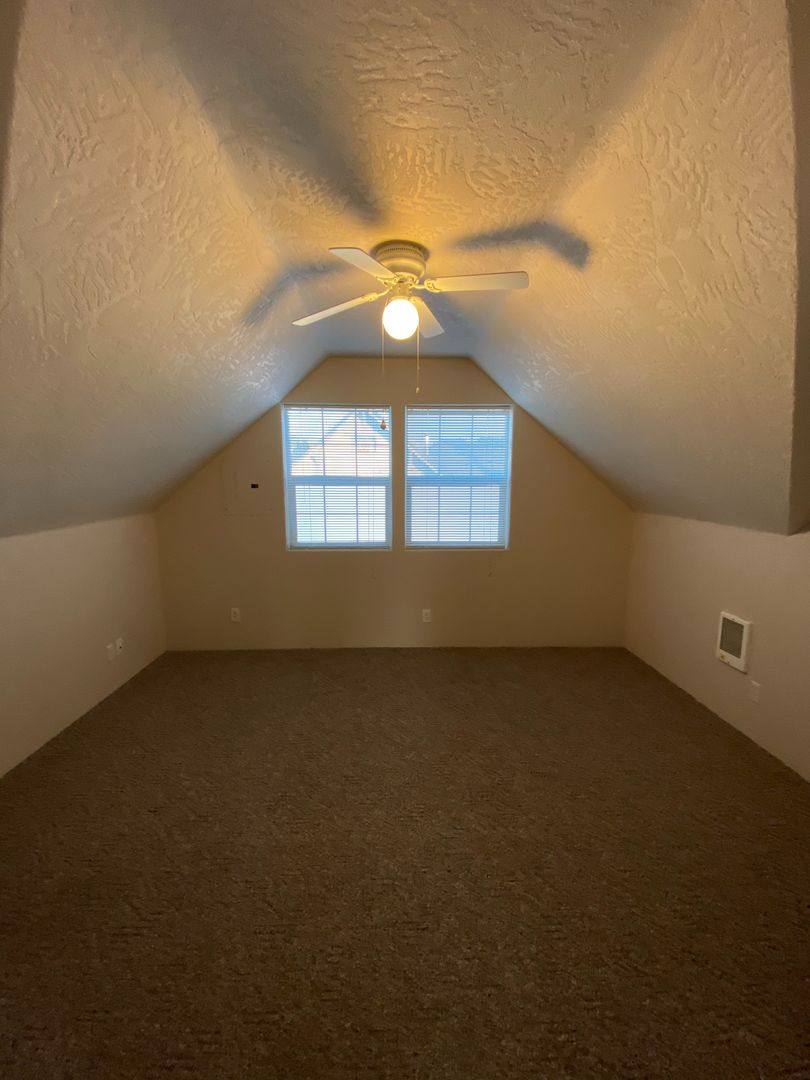 Apartment for rent at 236 E Madison, Cottage Grove, OR 97424