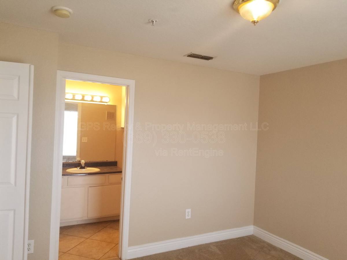 Condo for rent at 5526 Pga Blvd #4932, Orlando, FL 32839