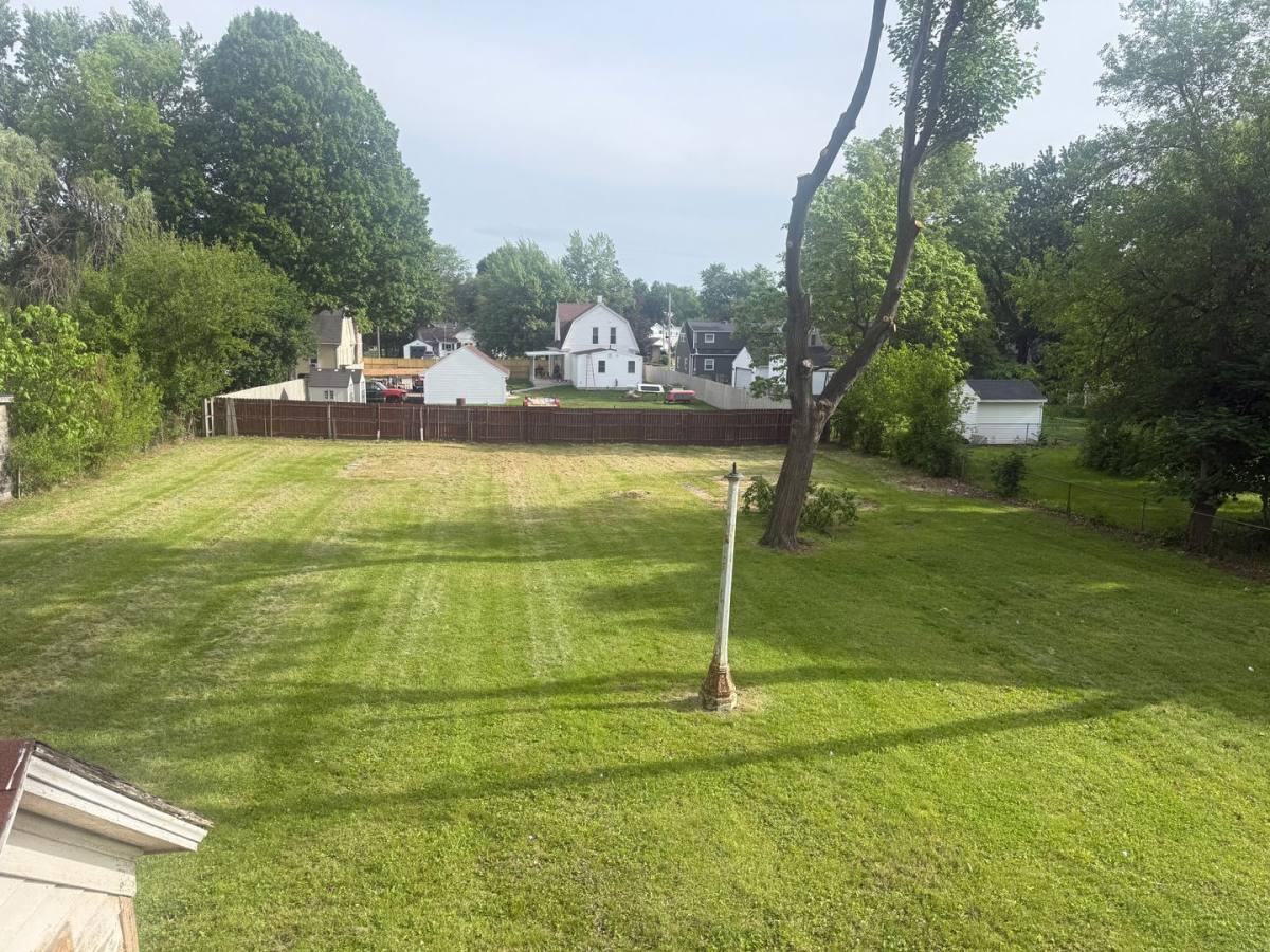 Apartment for rent at 1135 Summit St, New Haven, IN 46774