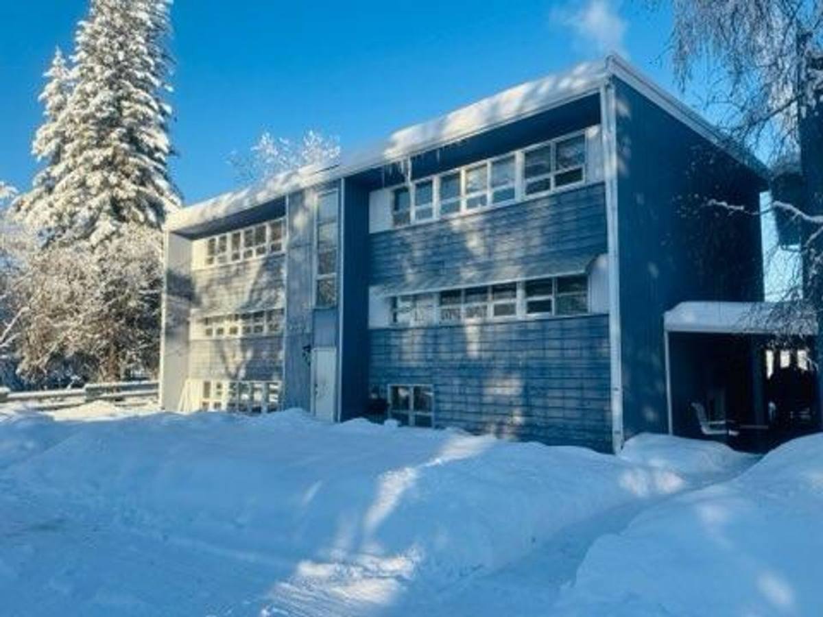 Apartment for rent at 434 Eureka St, Fairbanks, AK 99701