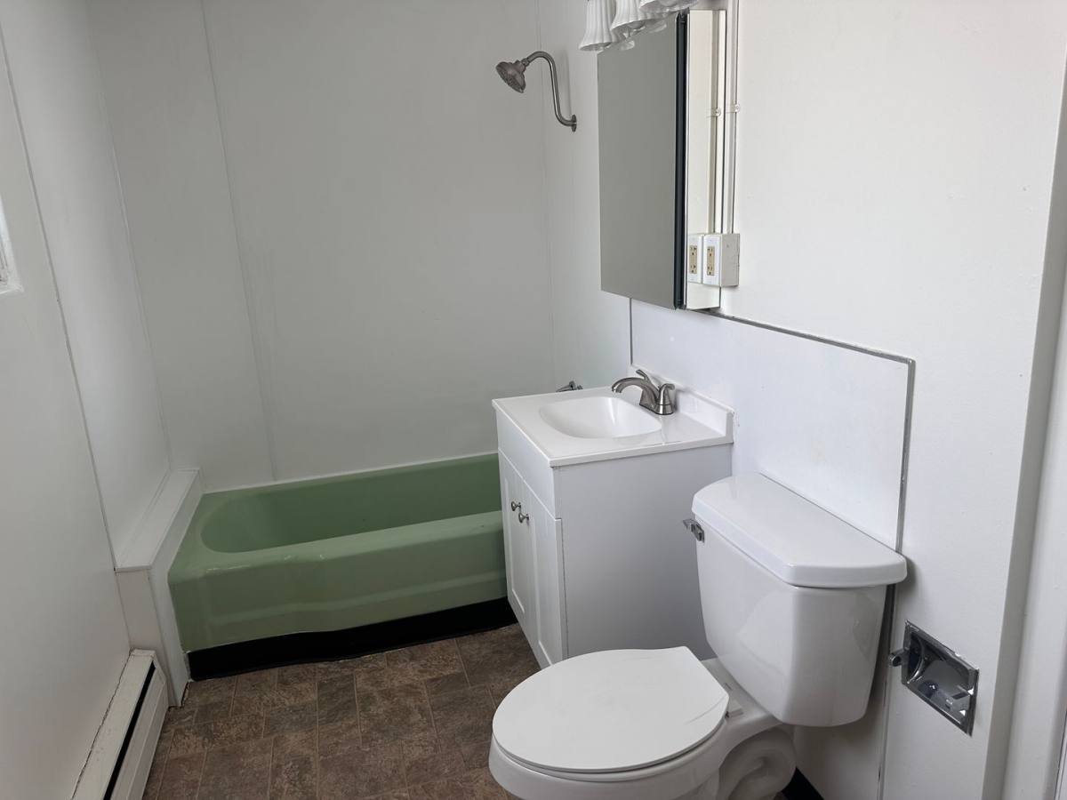 Apartment for rent at 434 Eureka St, Fairbanks, AK 99701