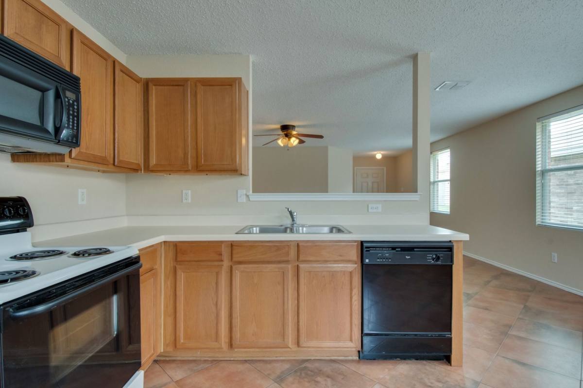 House for rent at 3833 Foxhound Lane, Fort Worth, TX 76123