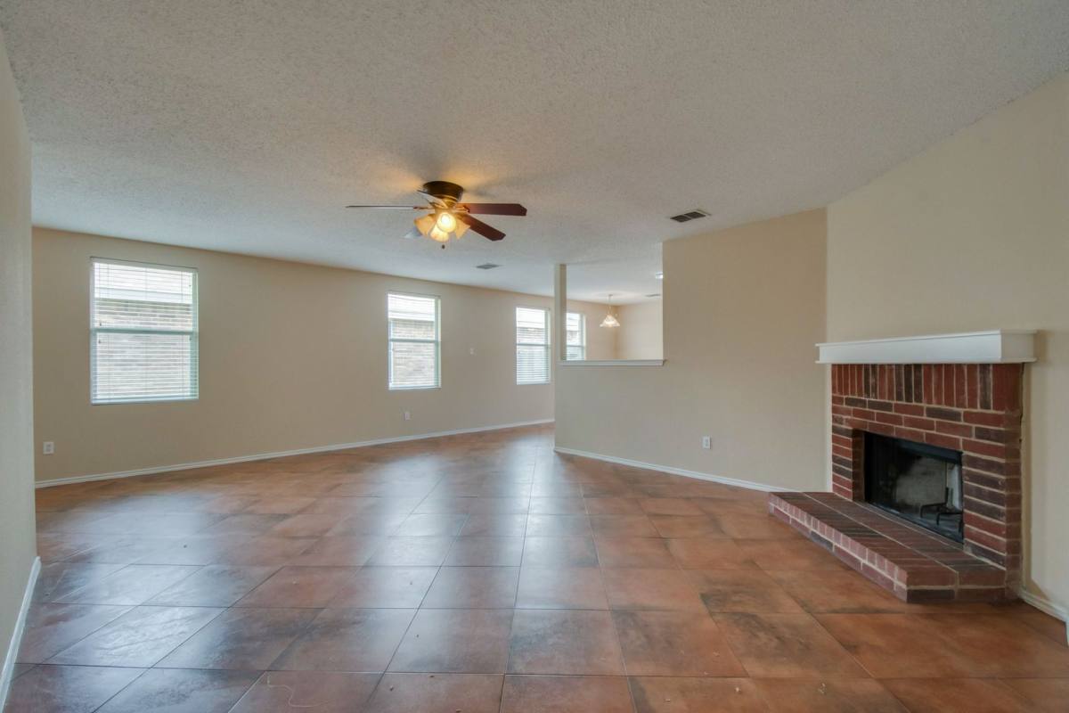 House for rent at 3833 Foxhound Lane, Fort Worth, TX 76123
