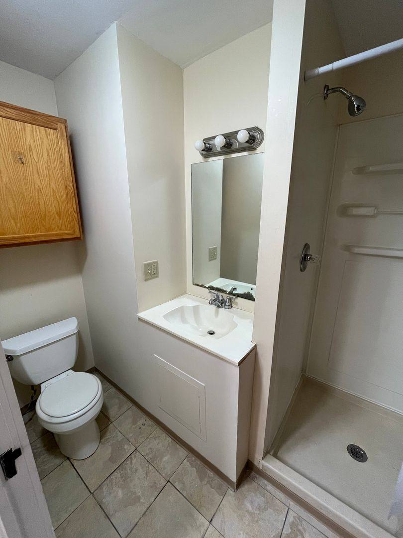 Apartment for rent at 1029 Spafford Ave, Rockford, IL 61107