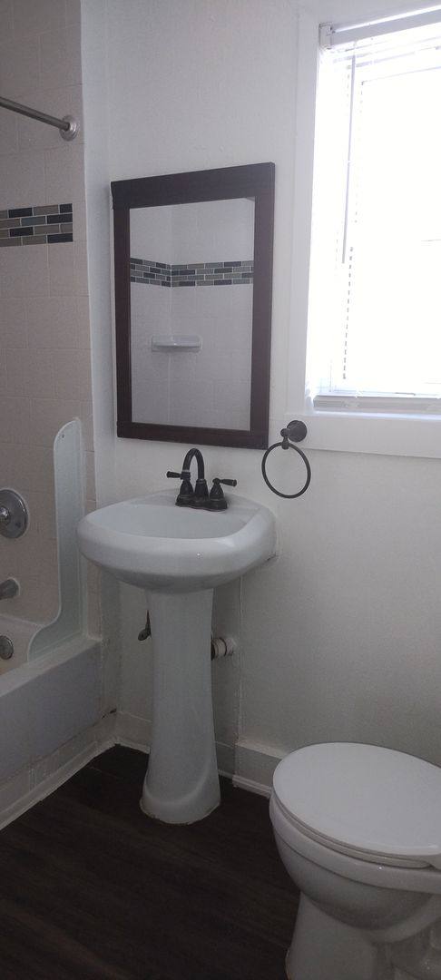 Apartment for rent at 705 W Bay St, Tampa, FL 33606