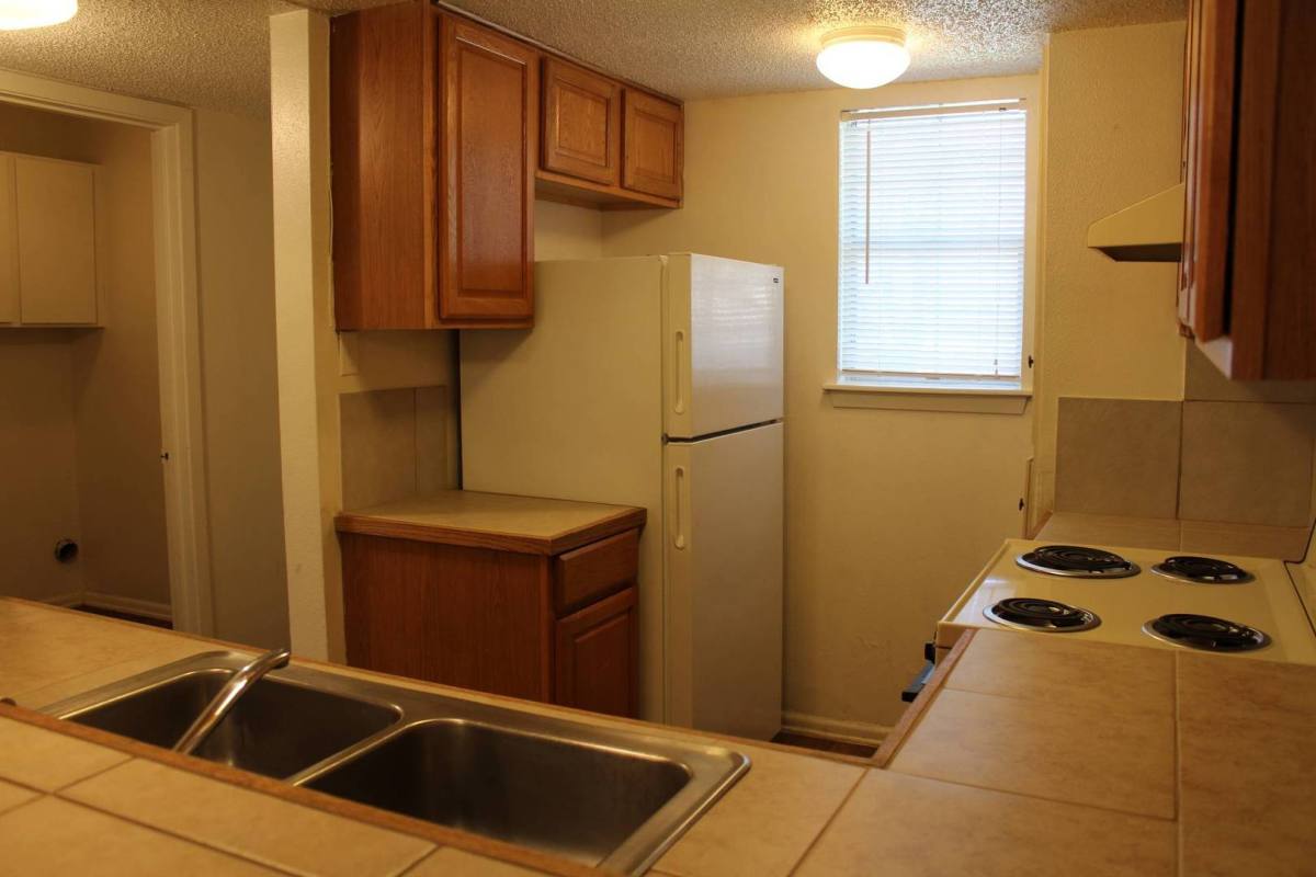Apartment for rent at 1022 Fabulous Dr, San Antonio, TX 78213