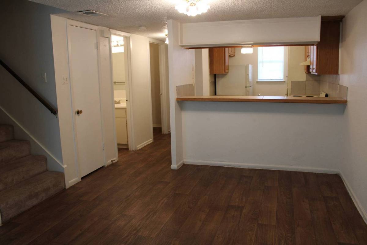 Apartment for rent at 1022 Fabulous Dr, San Antonio, TX 78213