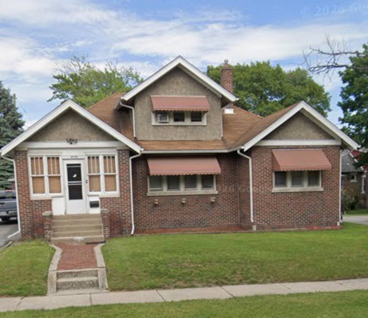 House for rent at 18139 Oakwood Ave, Lansing, IL 60438