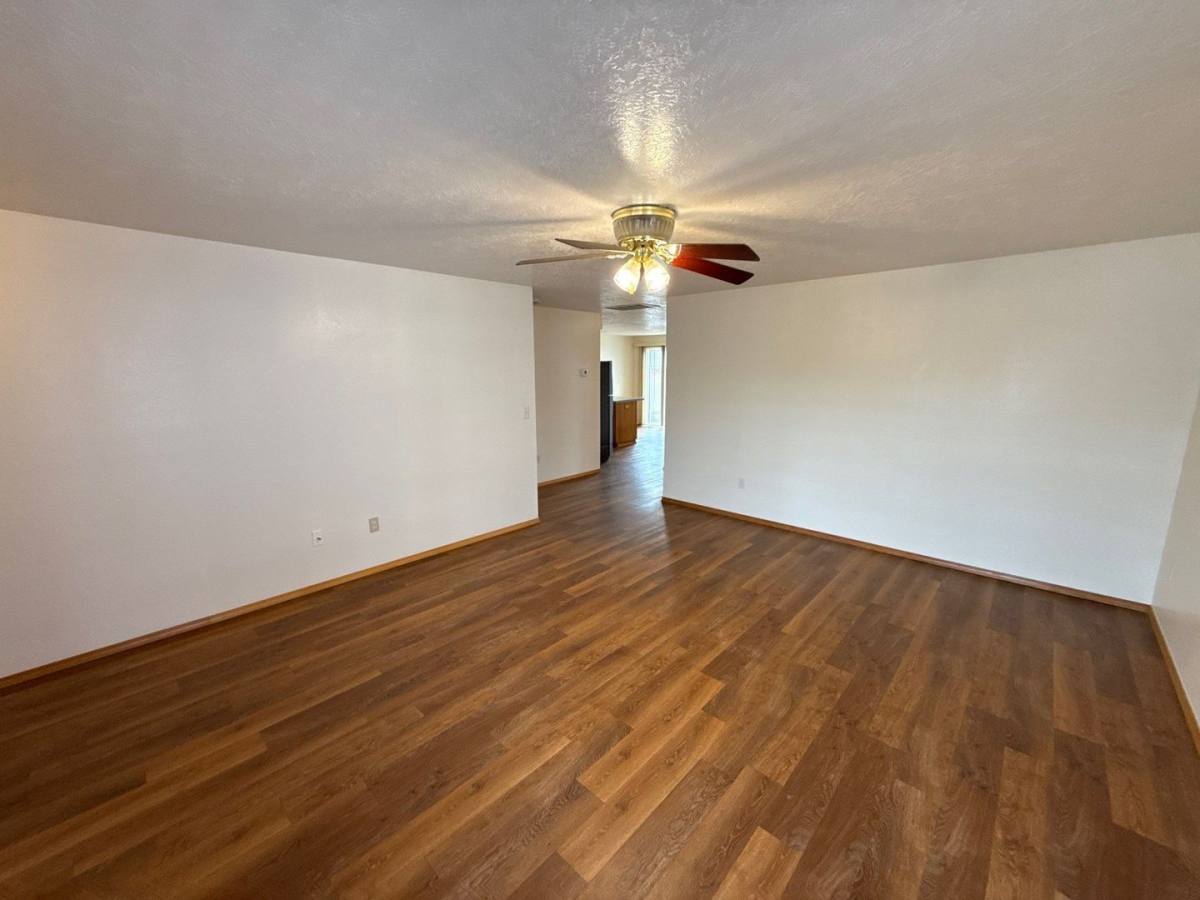 House for rent at 4359 Rodeo Dr NE, Salem, OR 97305