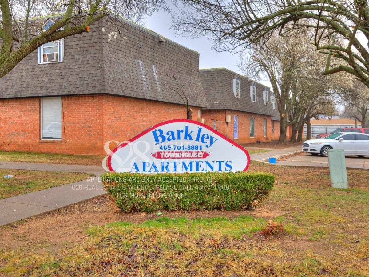 Townhouse for rent at 900 Halray Dr, Norman, OK 73069
