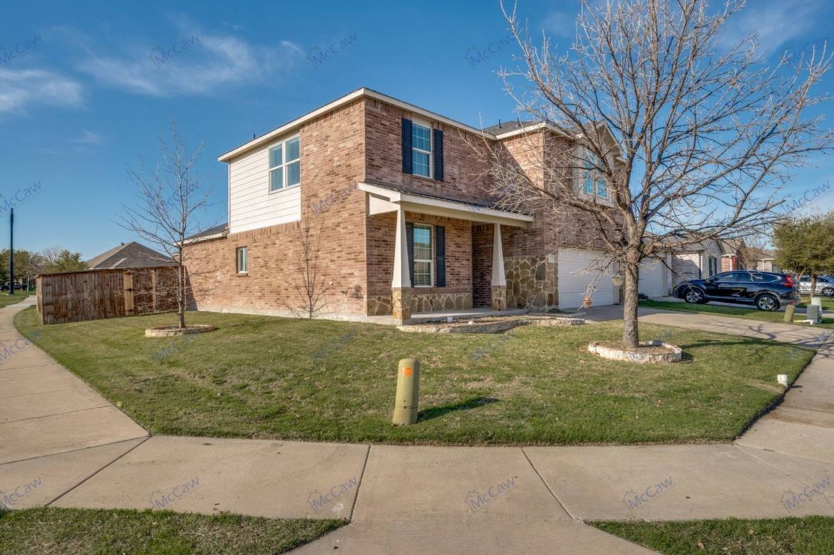 House for rent at 1516 Abby Creek Dr, Little Elm, TX 75068