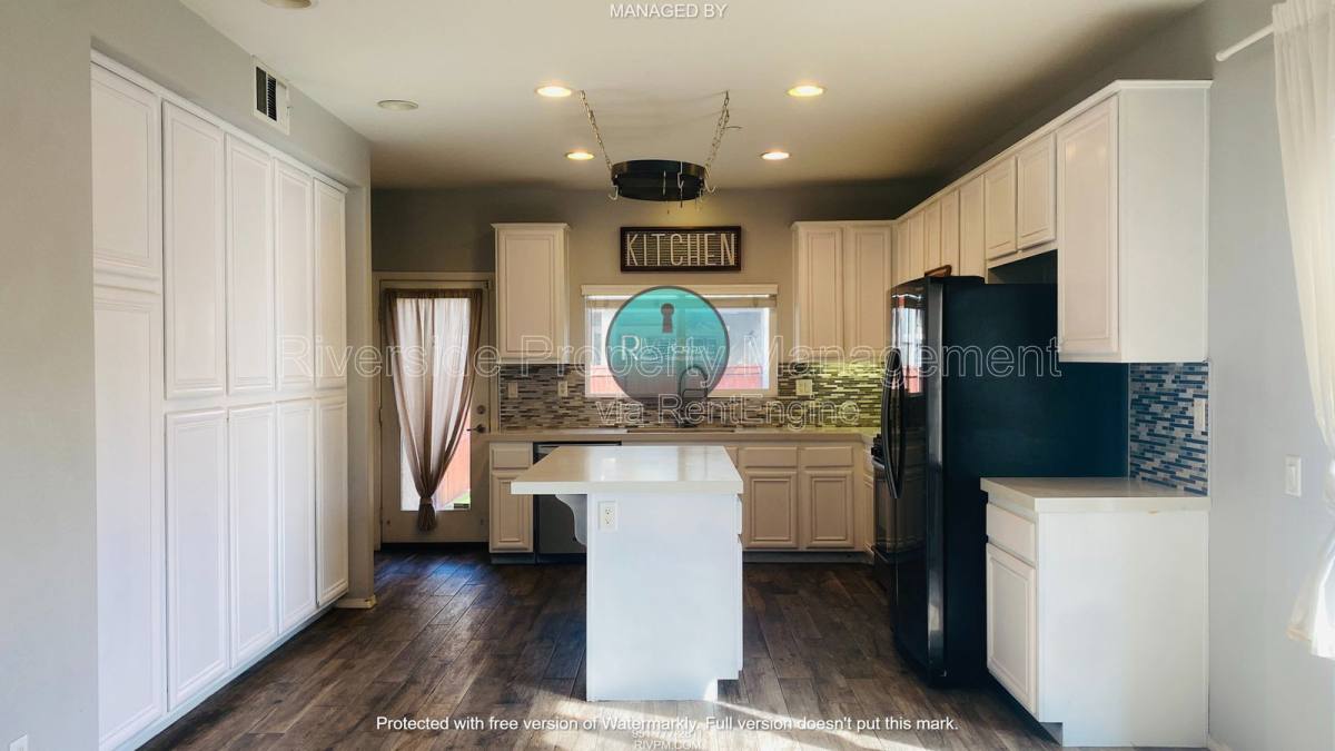 House for rent at 4938 Ficus Court, Riverside, CA 92504