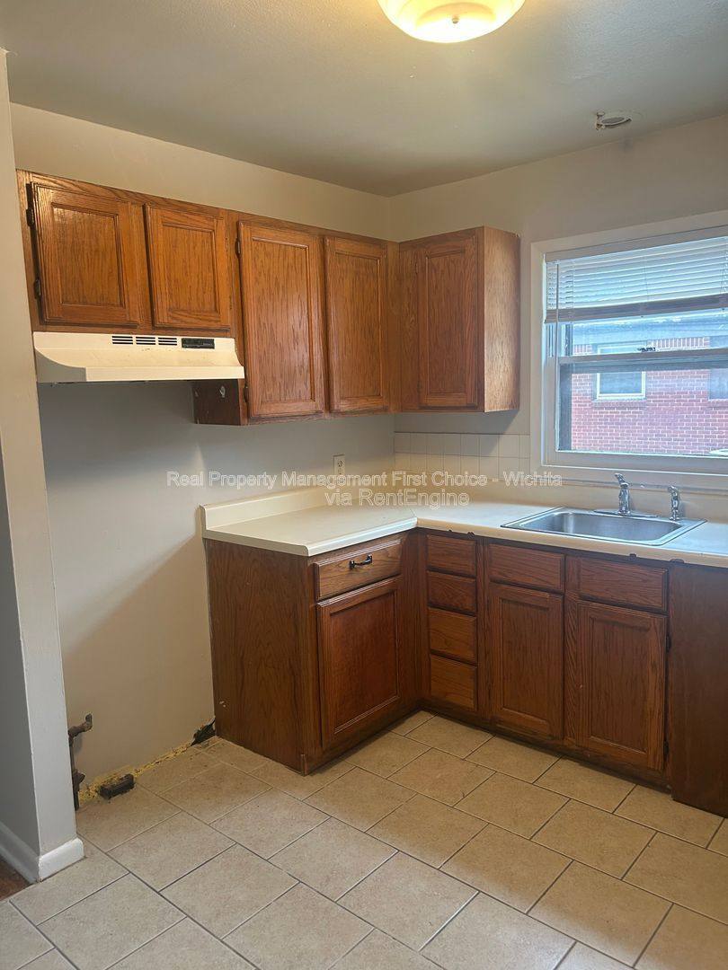 Apartment for rent at 1650 S Mission Rd, Wichita, KS 67207